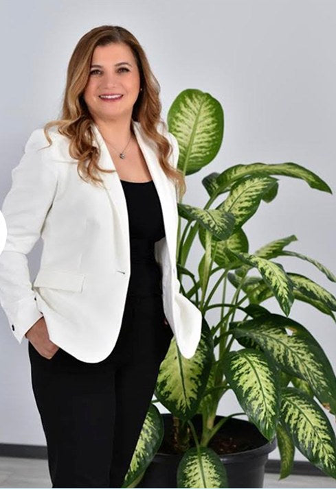 Dr Elif Pahsa